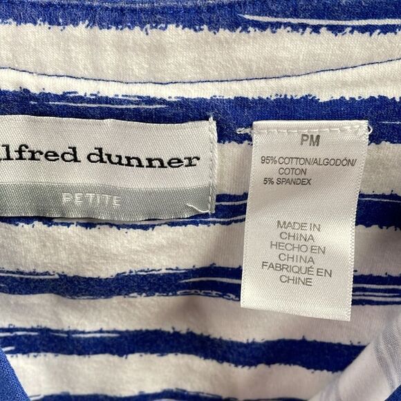 Alfred Dunner Petite Ladies Striped Tropical Vneck Shirt, Size PM, Blue & White - Picture 6 of 7
